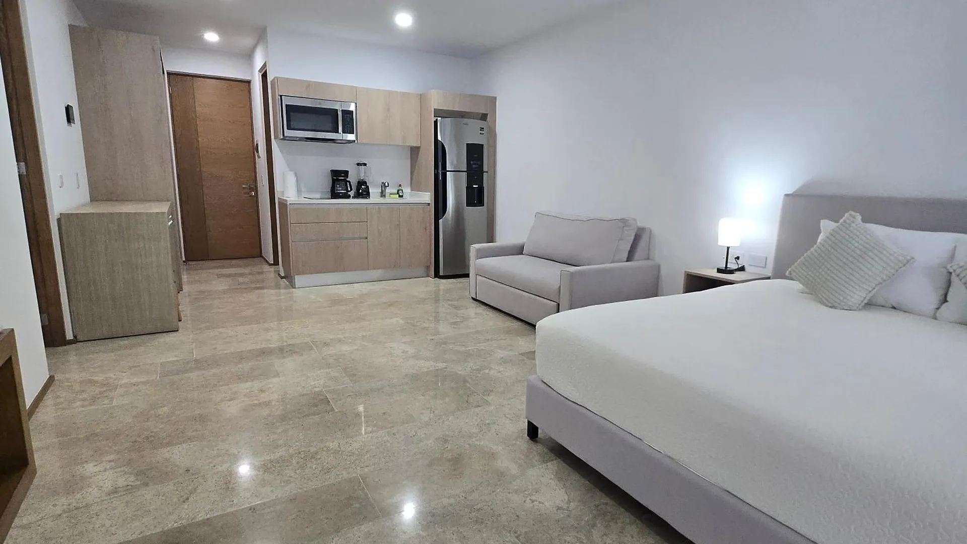 Modern Refuge Just Steps From 5Th Avenue Lejlighed Playa del Carmen 0*,